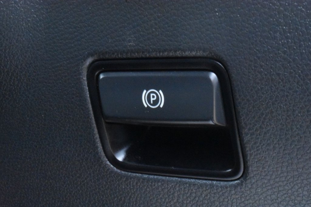 Used Mercedes-Benz B Class 2017 for sale - 76400128: Photo 32