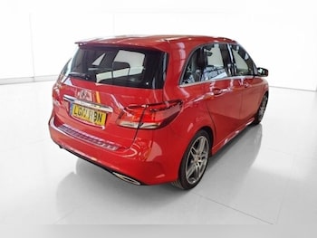 Used Mercedes-Benz B Class 2017 for sale - 76400128: Photo