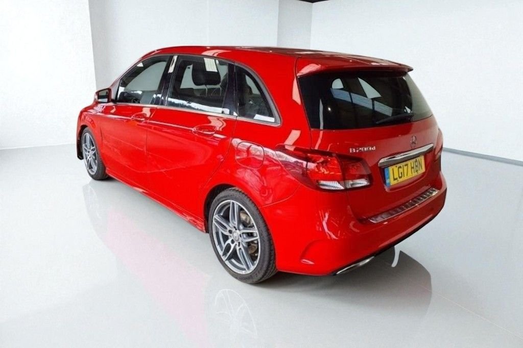 Used Mercedes-Benz B Class 2017 for sale - 76400128: Photo 5