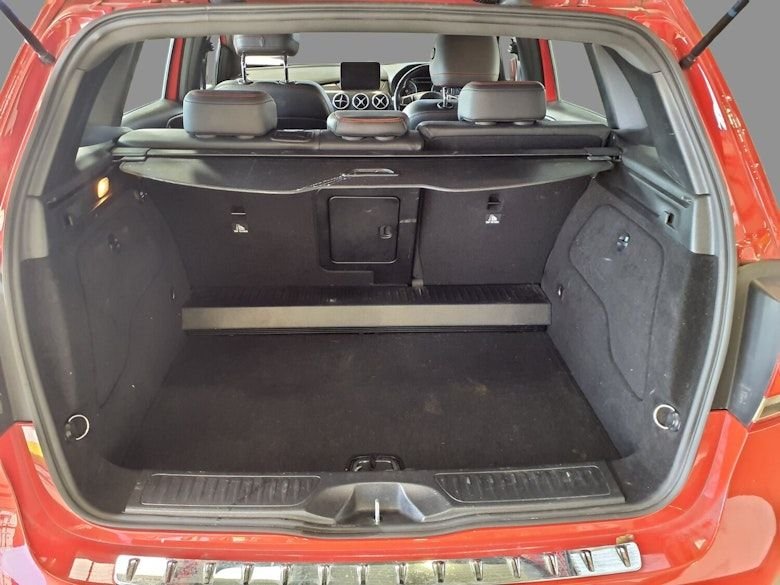 Used Mercedes-Benz B Class 2017 for sale - 76400128: Photo 9