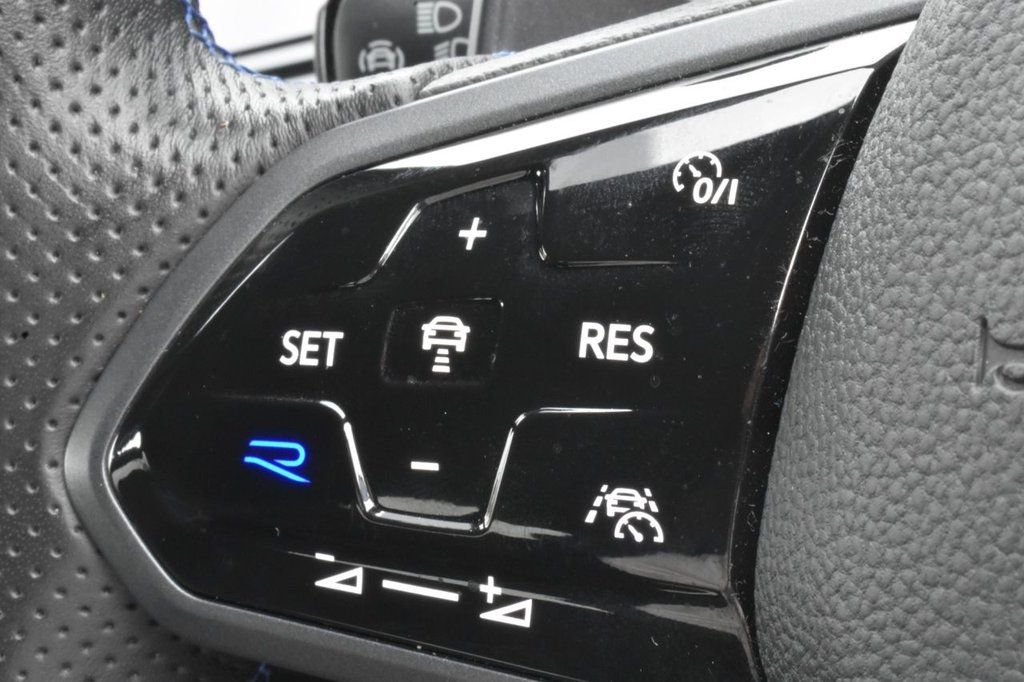 Used Volkswagen Golf 2021 for sale - 77072410: Photo 24