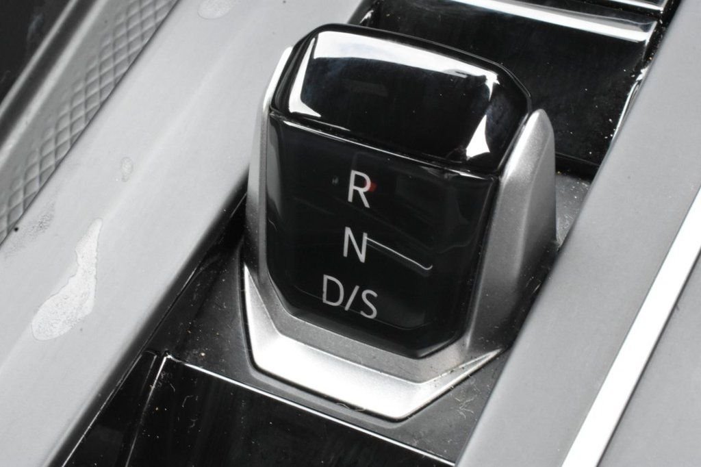 Used Volkswagen Golf 2021 for sale - 77072410: Photo 30