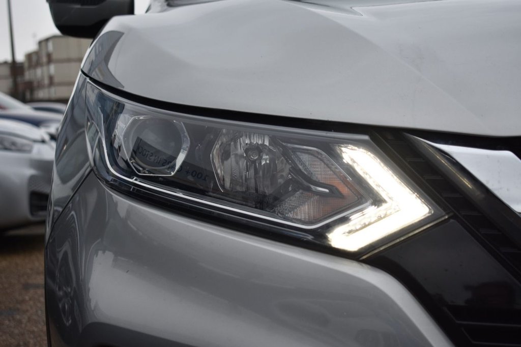 Used Nissan Qashqai 2018 for sale - 77383708: Photo 13