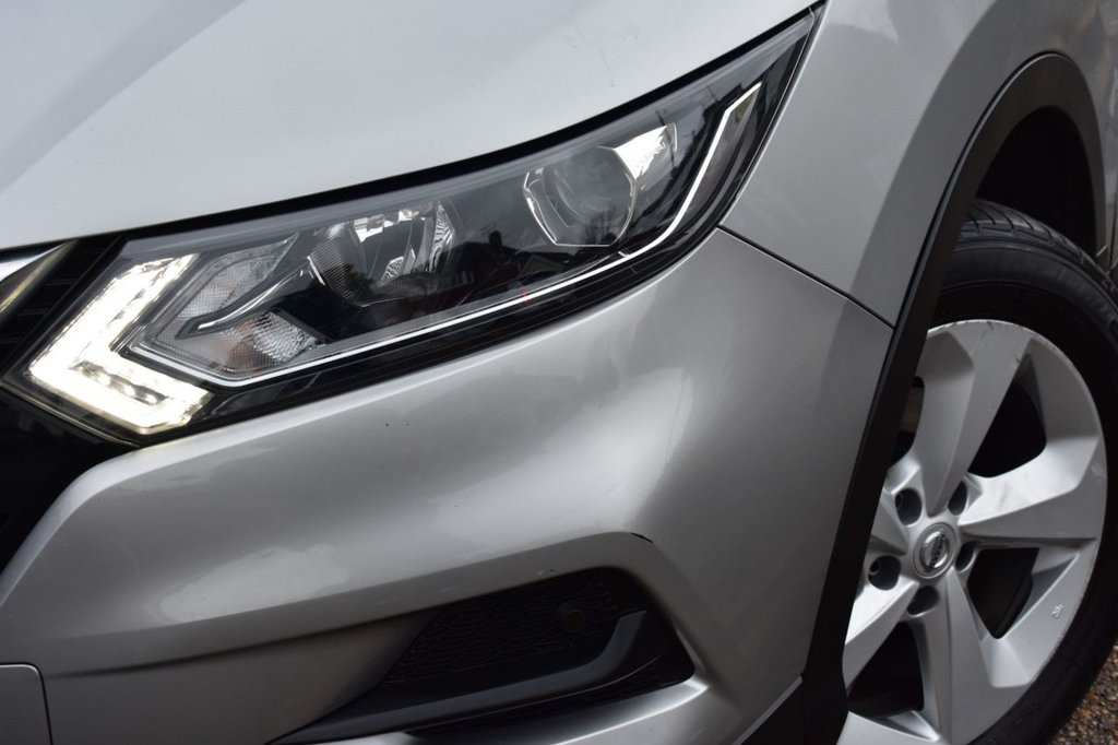 Used Nissan Qashqai 2018 for sale - 77383708: Photo 3