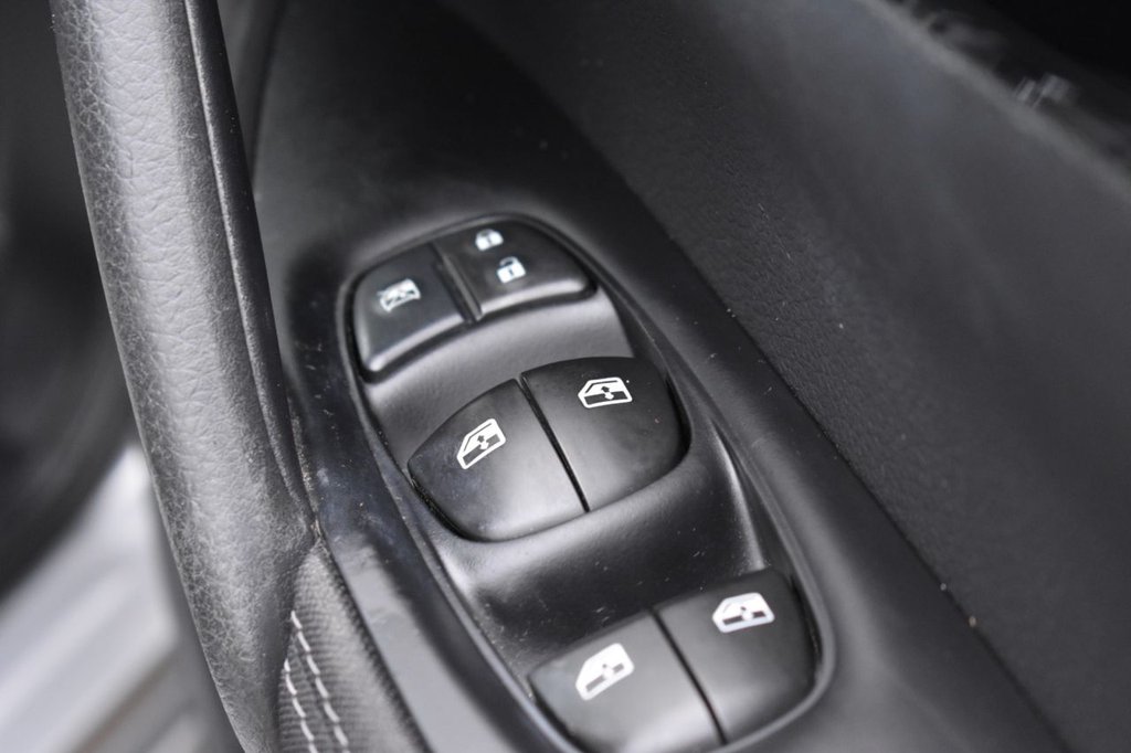 Used Nissan Qashqai 2018 for sale - 77383708: Photo 30