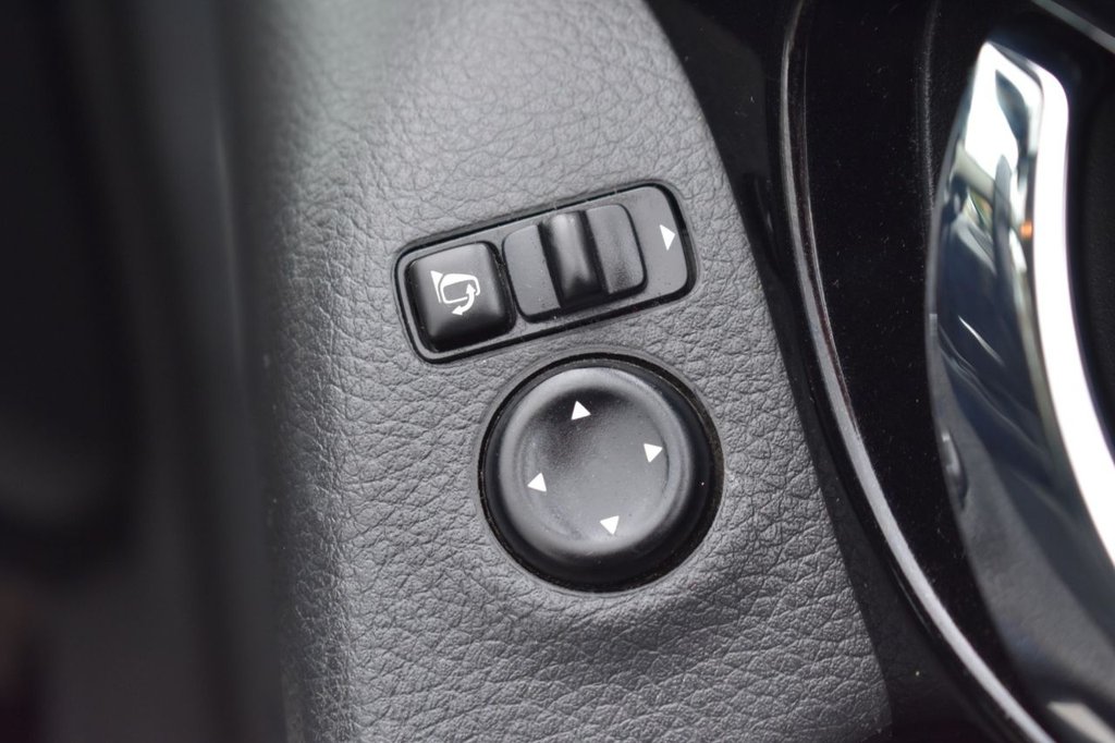 Used Nissan Qashqai 2018 for sale - 77383708: Photo 31