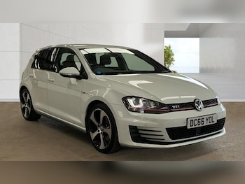 Used Volkswagen Golf 2017 for sale - 79370947: Photo