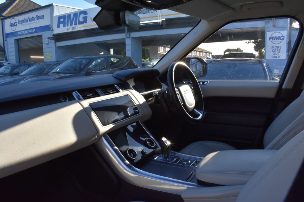 Used Land Rover Range Rover Sport 2018 for sale - 76660621: Photo 28