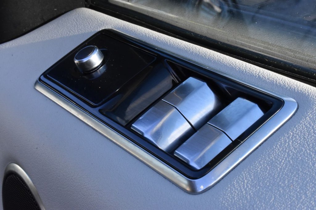 Used Land Rover Range Rover Sport 2018 for sale - 76660621: Photo 32