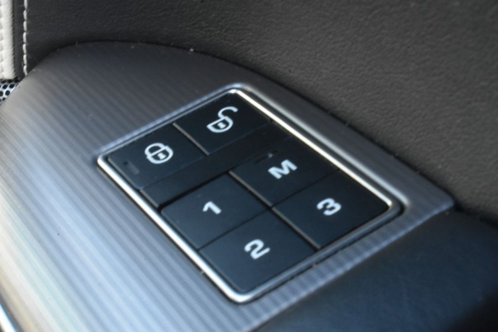 Used Land Rover Range Rover Sport 2018 for sale - 76660621: Photo 34