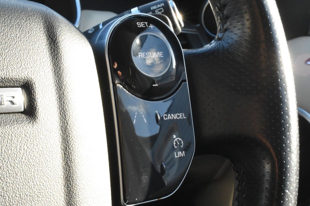 Used Land Rover Range Rover Sport 2018 for sale - 76660621: Photo 38