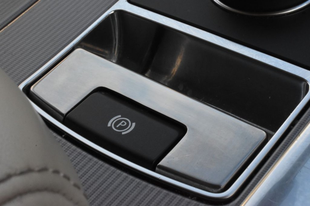 Used Land Rover Range Rover Sport 2018 for sale - 76660621: Photo 46