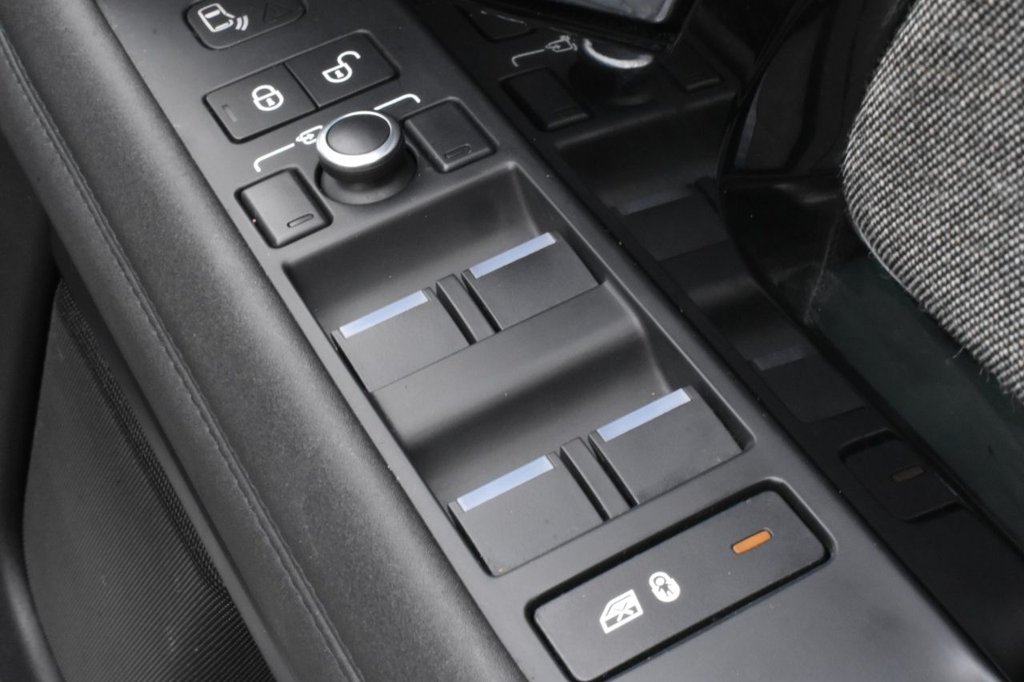 Used Land Rover Range Rover Evoque 2018 for sale - 76454020: Photo 30