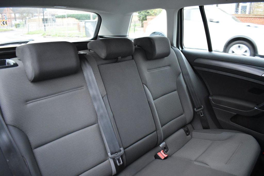 Used Volkswagen Golf 2019 for sale - 77394580: Photo 23