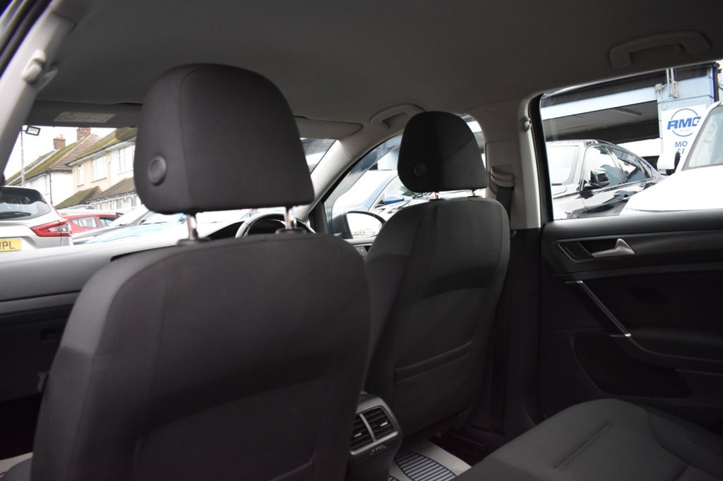 Used Volkswagen Golf 2019 for sale - 77394580: Photo 24