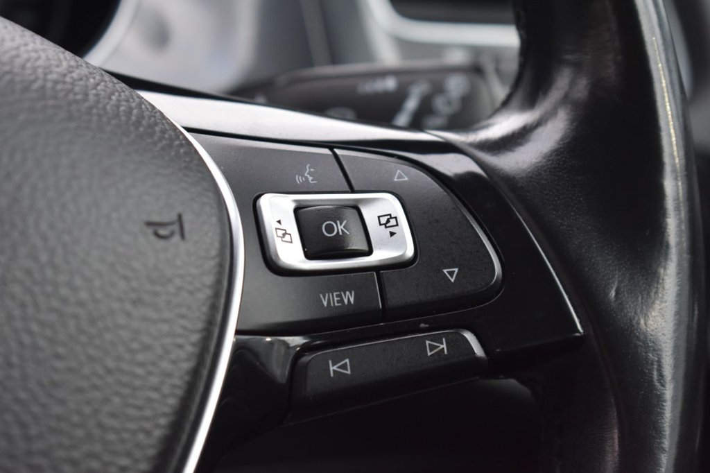 Used Volkswagen Golf 2019 for sale - 77394580: Photo 35