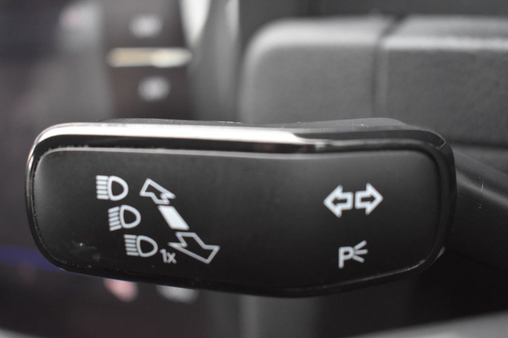 Used Volkswagen Golf 2019 for sale - 77394580: Photo 38