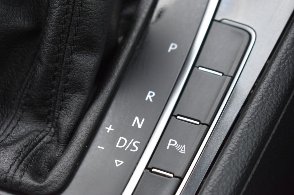 Used Volkswagen Golf 2019 for sale - 77394580: Photo 42