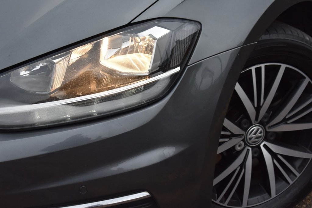 Used Volkswagen Golf 2019 for sale - 77394580: Photo 8