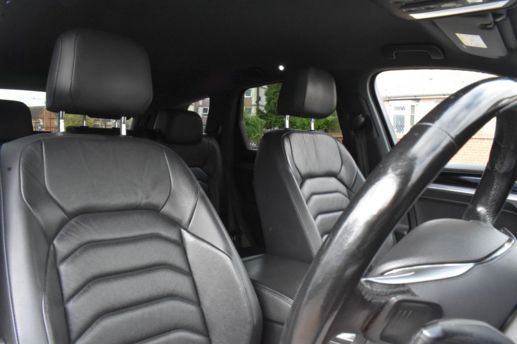 Used Volkswagen Touareg 2019 for sale - 77991094: Photo 16