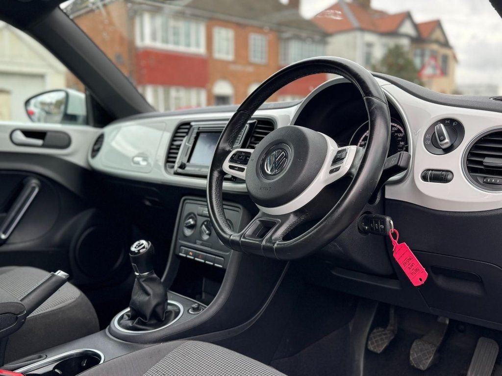 Used Volkswagen Beetle 2015 for sale - 76670518: Photo 20