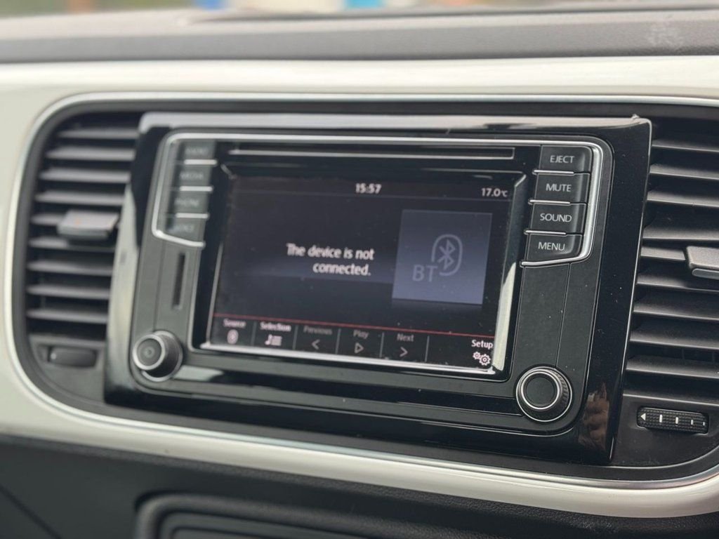 Used Volkswagen Beetle 2015 for sale - 76670518: Photo 36