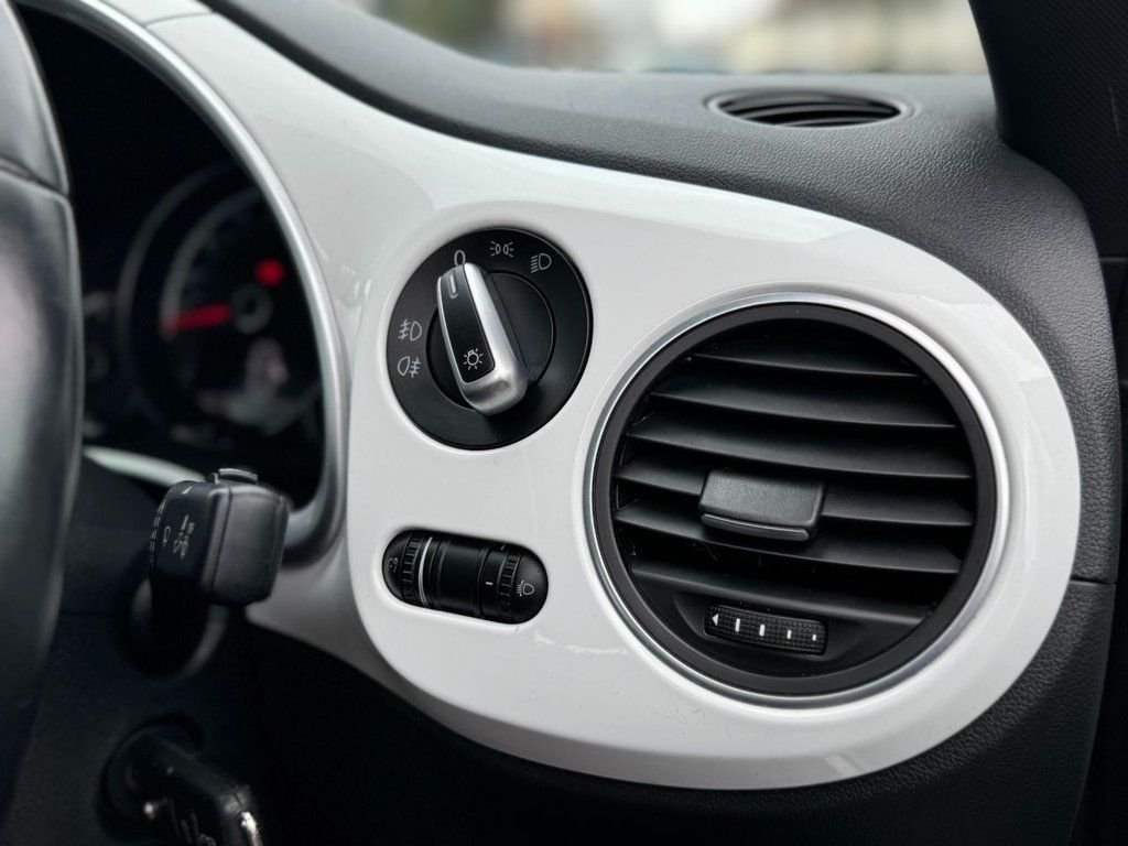 Used Volkswagen Beetle 2015 for sale - 76670518: Photo 41