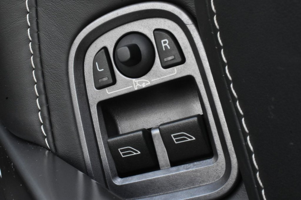 Used Aston Martin DB9 2007 for sale - 77096532: Photo 24