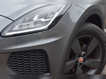 Used Jaguar E-Pace 2019 for sale - 78974722: Photo