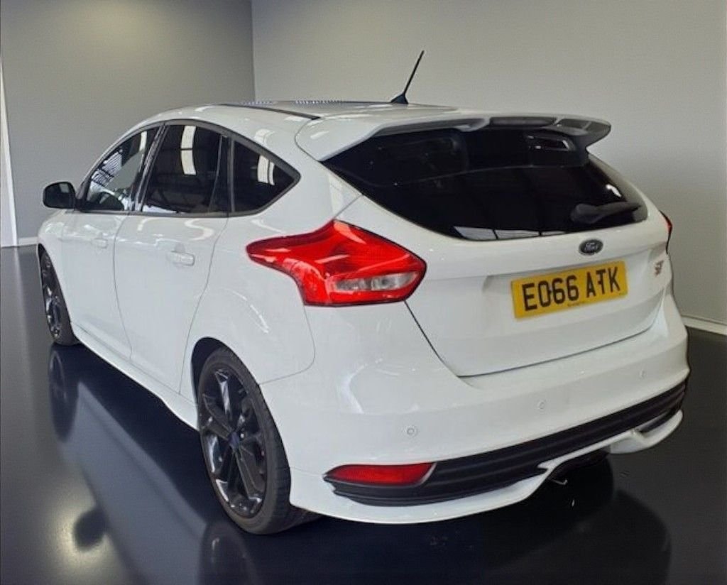 Used Ford Focus 2016 for sale - 76520745: Photo 5