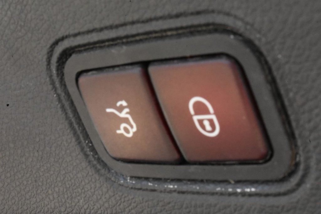 Used Mercedes-Benz E Class 2017 for sale - 78186602: Photo 14