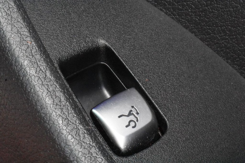 Used Mercedes-Benz E Class 2017 for sale - 78186602: Photo 30