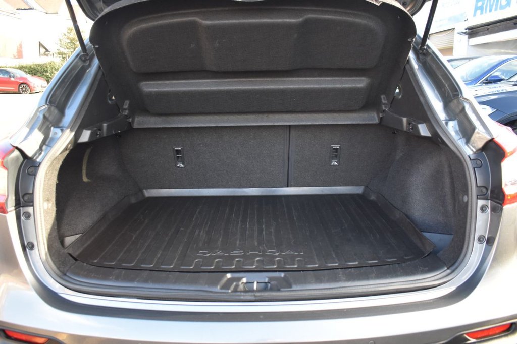 Used Nissan Qashqai 2018 for sale - 77276161: Photo 16