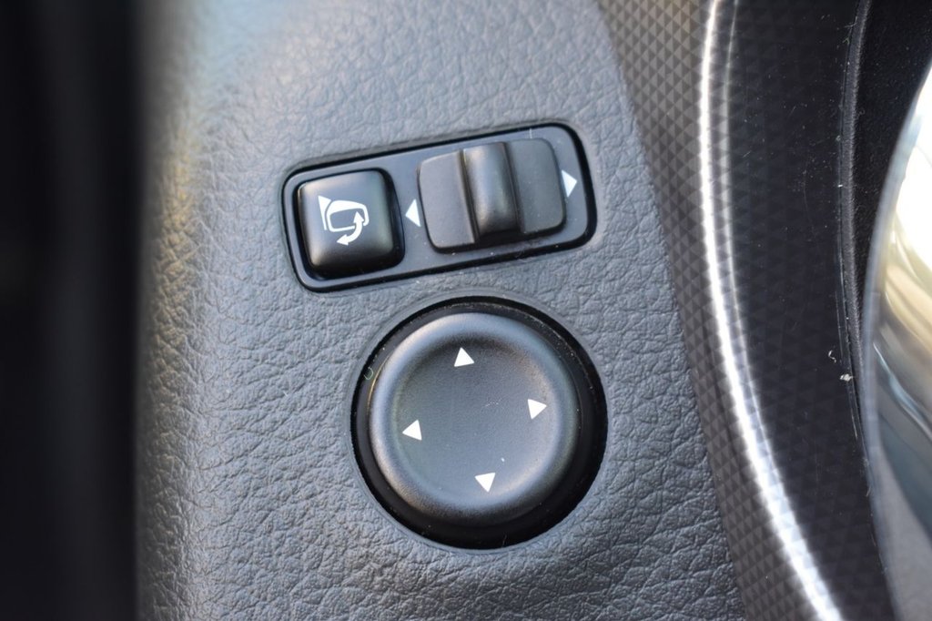 Used Nissan Qashqai 2018 for sale - 77276161: Photo 30