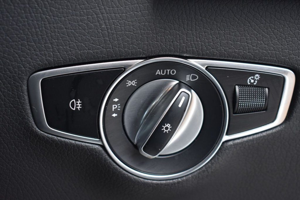 Used Mercedes-Benz EQC 2022 for sale - 77231925: Photo 32