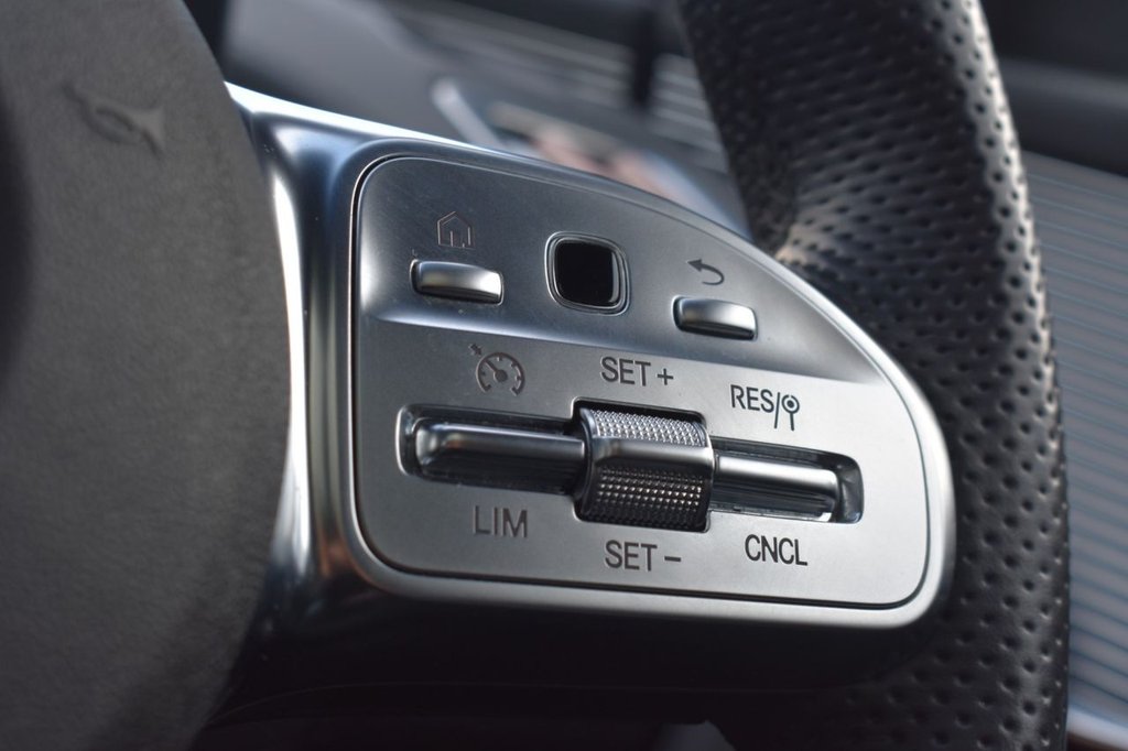 Used Mercedes-Benz EQC 2022 for sale - 77231925: Photo 35