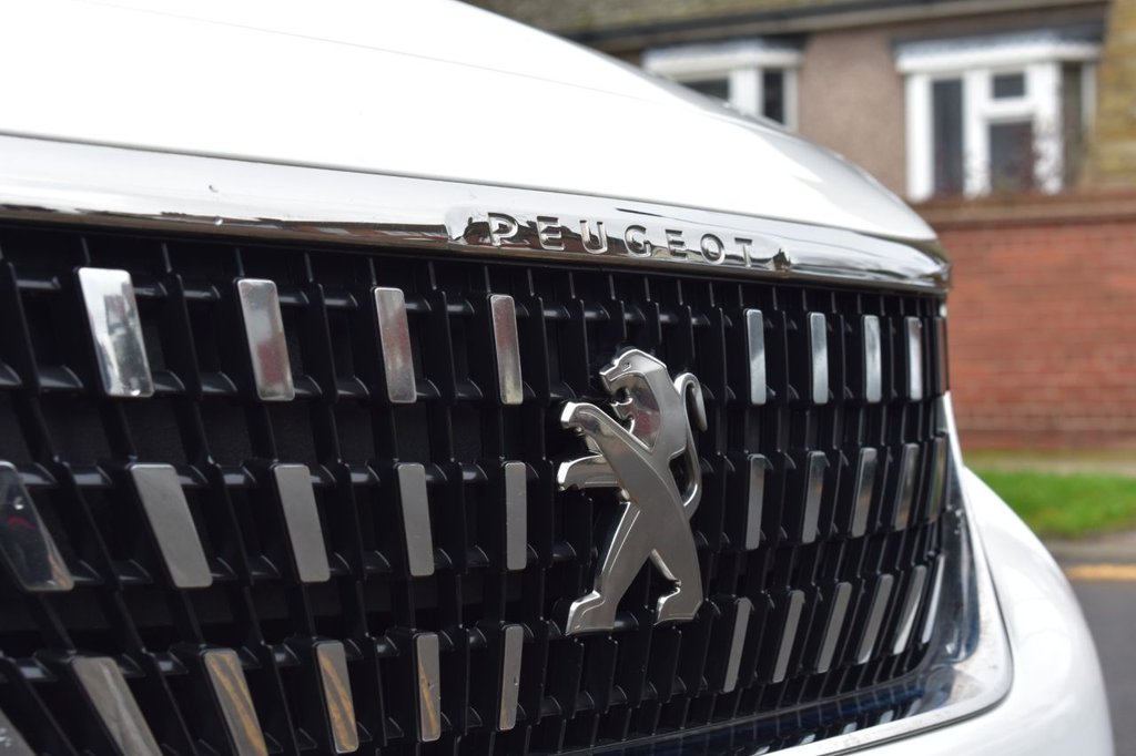 Used Peugeot 5008 2020 for sale - 77708872: Photo 14