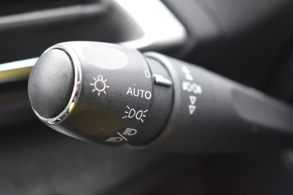 Used Peugeot 5008 2020 for sale - 77708872: Photo 37