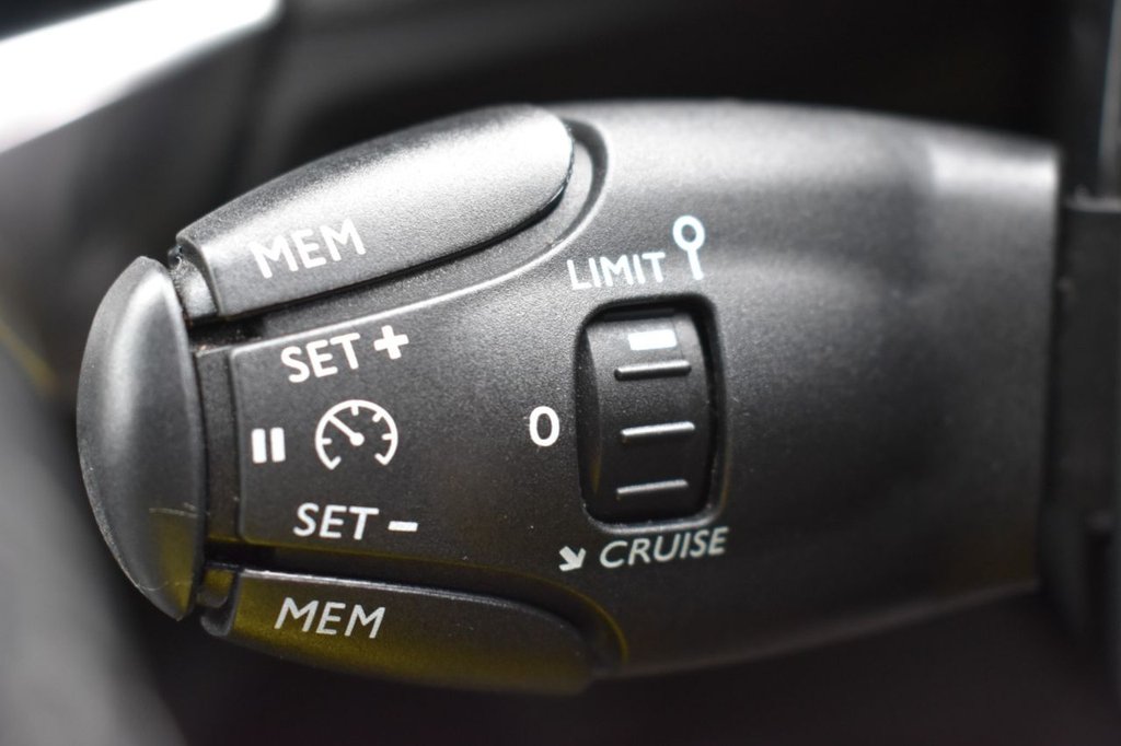 Used Peugeot 5008 2020 for sale - 77708872: Photo 38