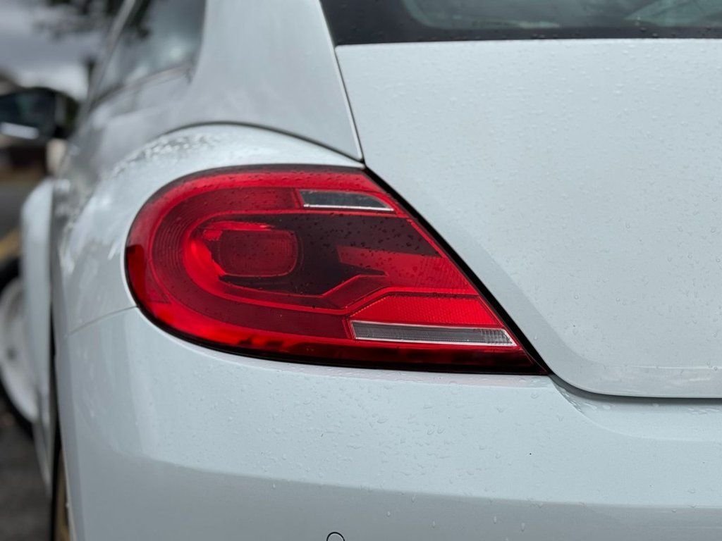 Used Volkswagen Beetle 2015 for sale - 76400174: Photo 11
