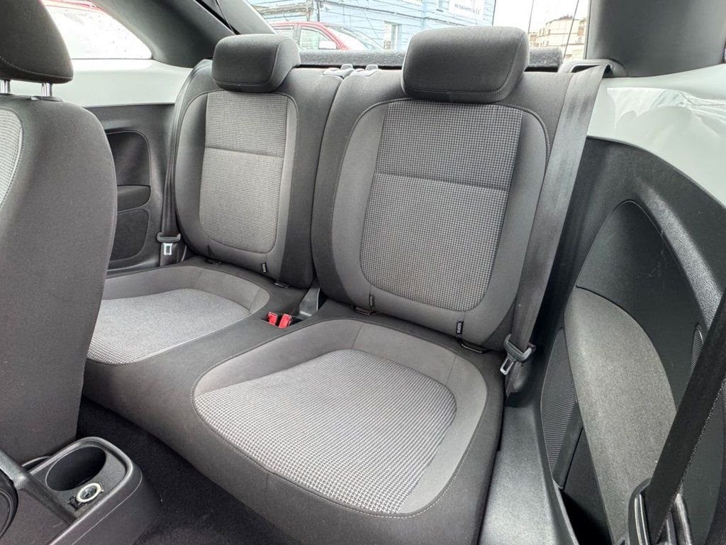 Used Volkswagen Beetle 2015 for sale - 76400174: Photo 26