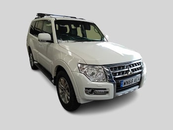 2018 (68) - 3.2 DI-DC SG3 SUV 5dr Diesel Auto 4WD Euro 6 LWB 187 ps 1 OWNER 5 SEATS