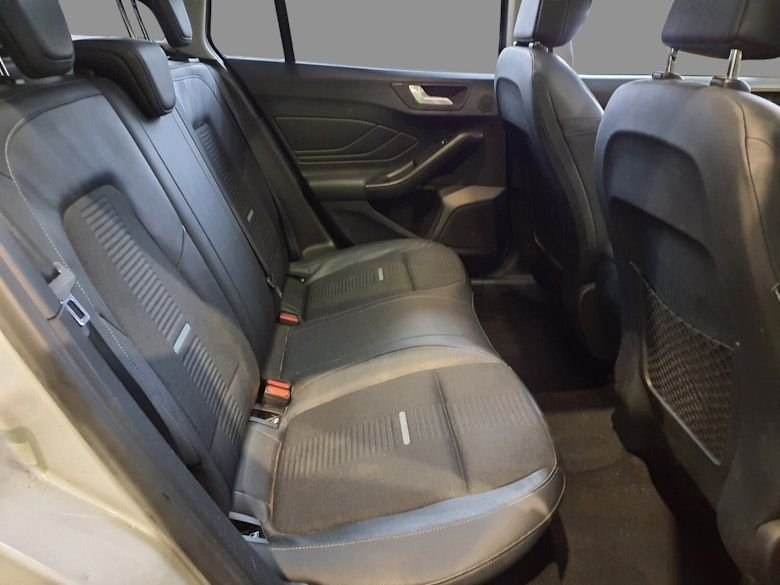 Used Ford Focus 2019 for sale - 76768598: Photo 12