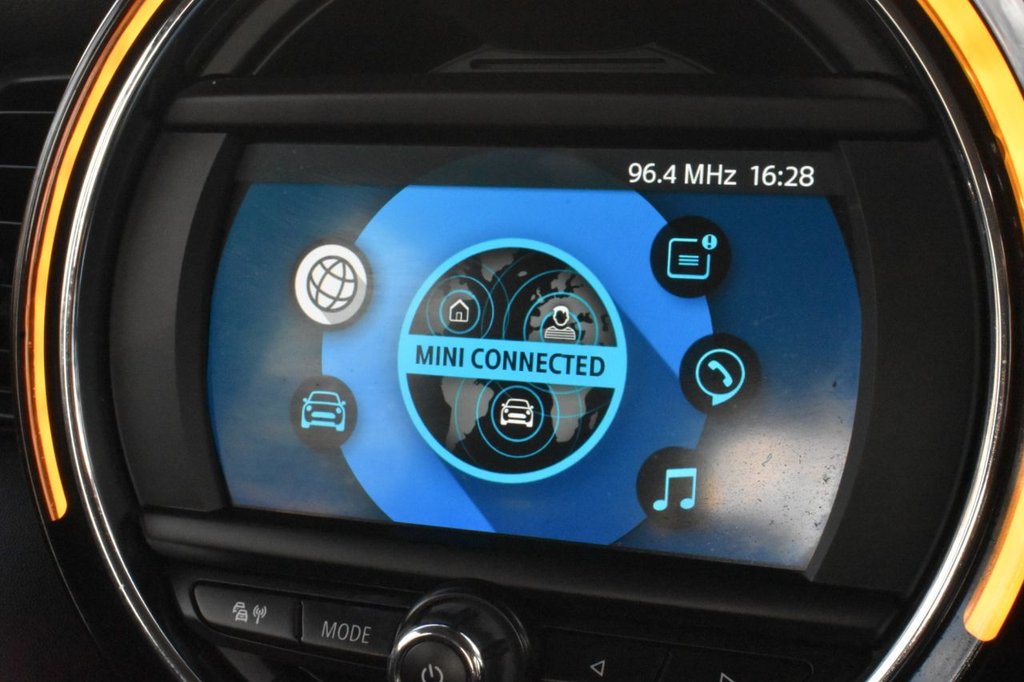 Used MINI Hatch 2018 for sale - 76400158: Photo 29