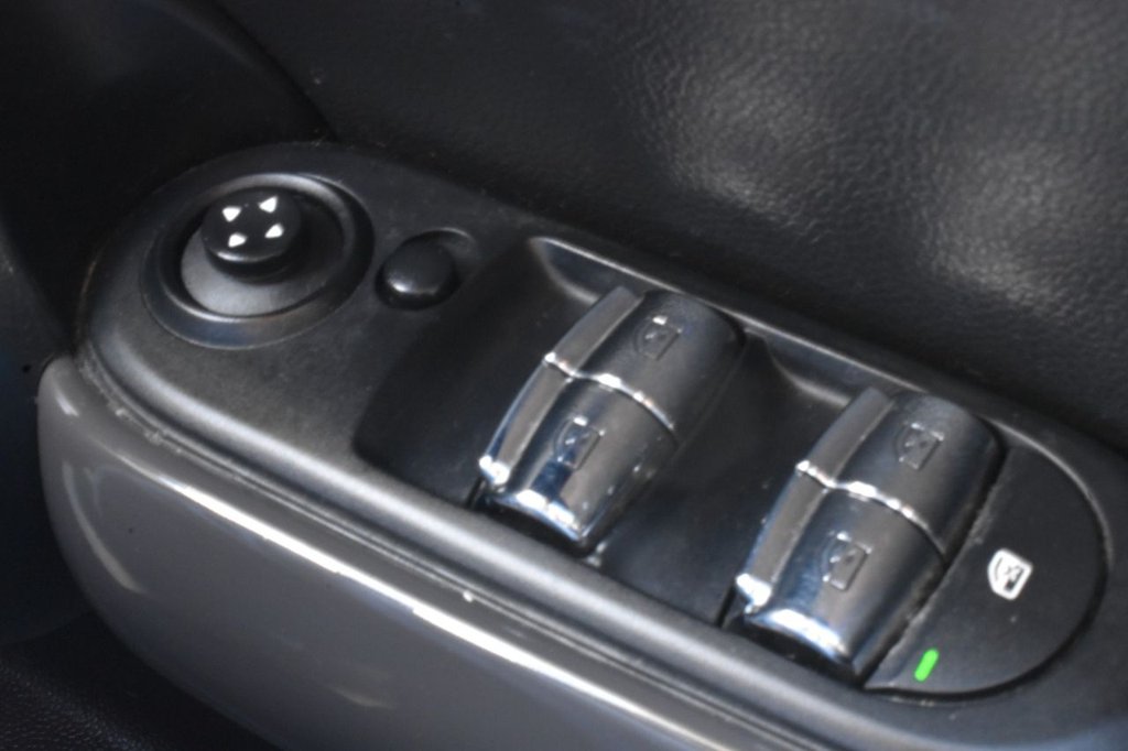 Used MINI Hatch 2018 for sale - 76400158: Photo 37