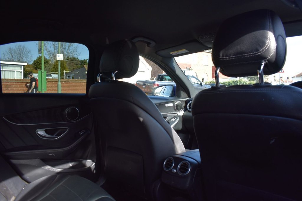 Used Mercedes-Benz C Class 2018 for sale - 77451903: Photo 21