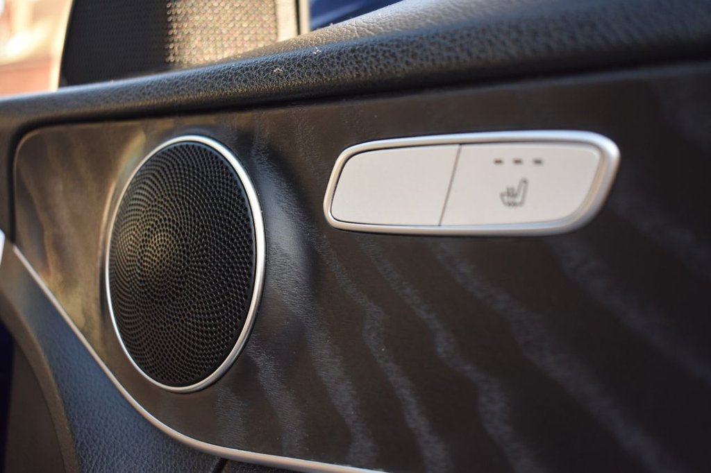 Used Mercedes-Benz C Class 2018 for sale - 77451903: Photo 30