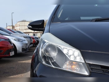 Used Toyota Yaris 2012 for sale - 78299861: Photo