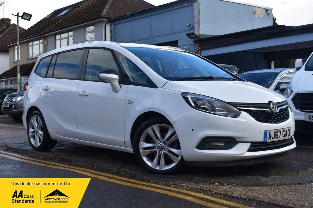 Used Vauxhall Zafira 2018 for sale - 77708707: Photo 1