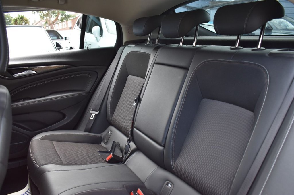 Used Vauxhall Insignia 2017 for sale - 77042538: Photo 19